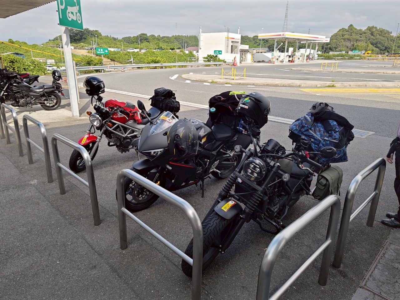 初‼️お泊りツーリング(･∀･)